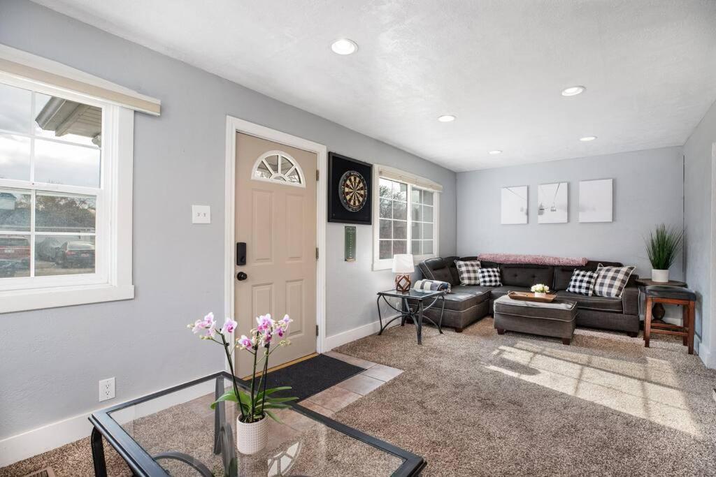 Pet Friendly Millcreek Home Close To Downtown/Mtns Salt Lake City Exterior photo