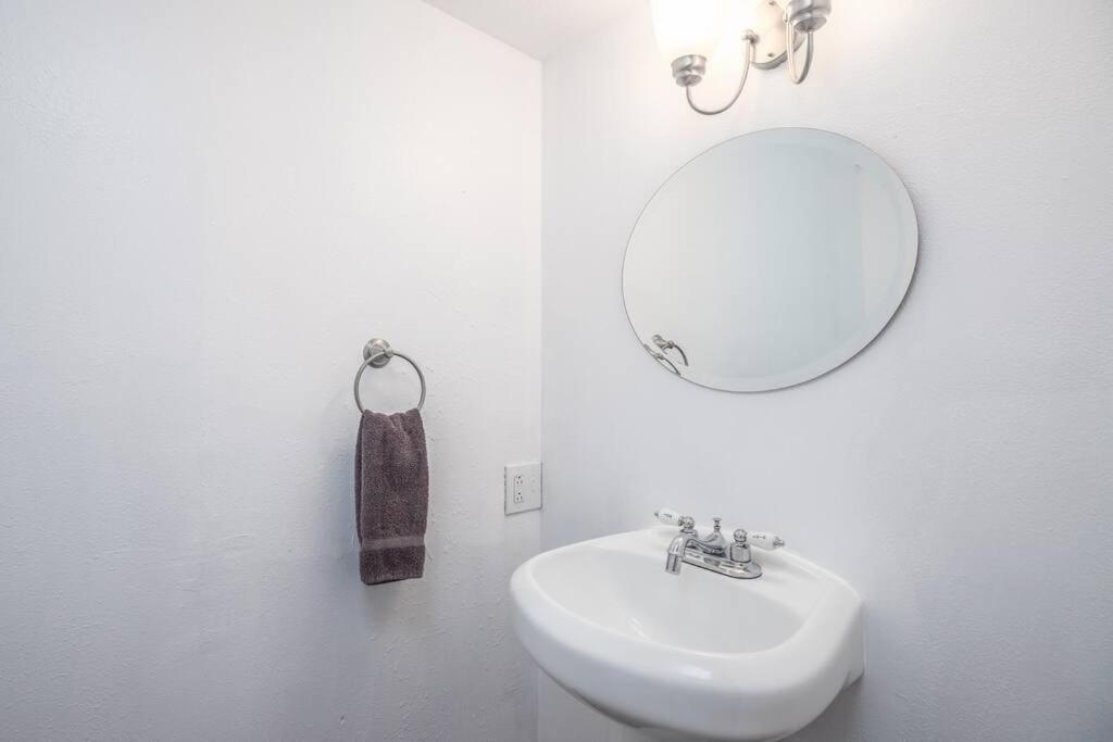 Pet Friendly Millcreek Home Close To Downtown/Mtns Salt Lake City Exterior photo