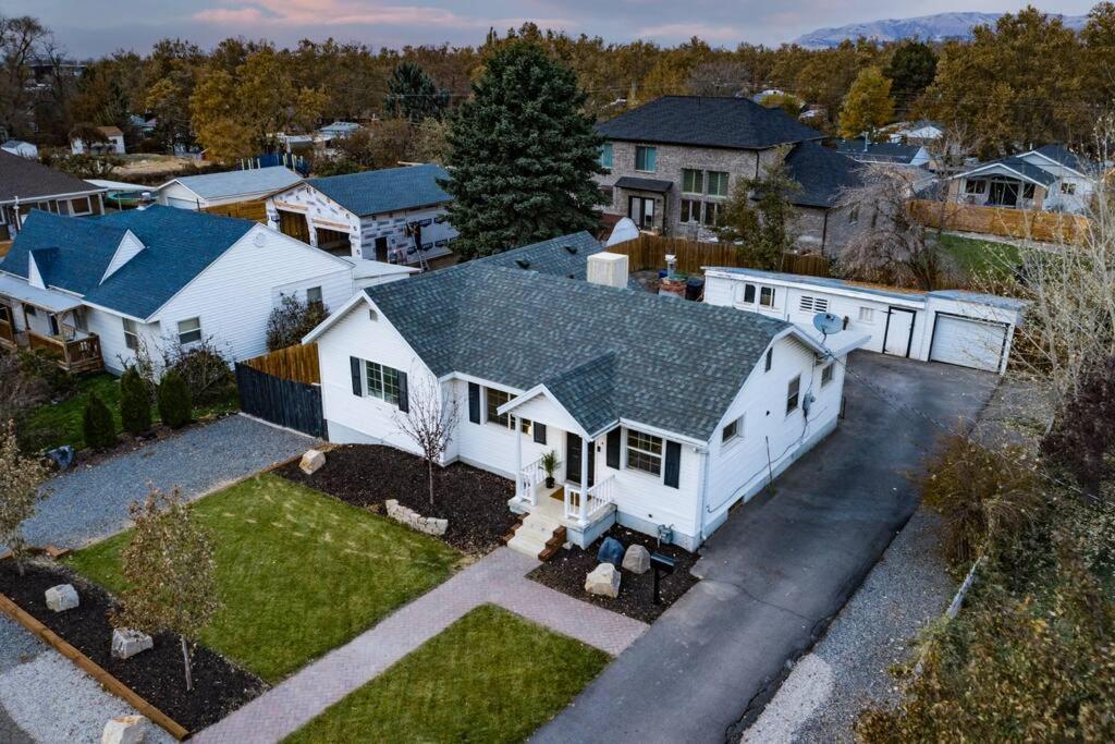Pet Friendly Millcreek Home Close To Downtown/Mtns Salt Lake City Exterior photo